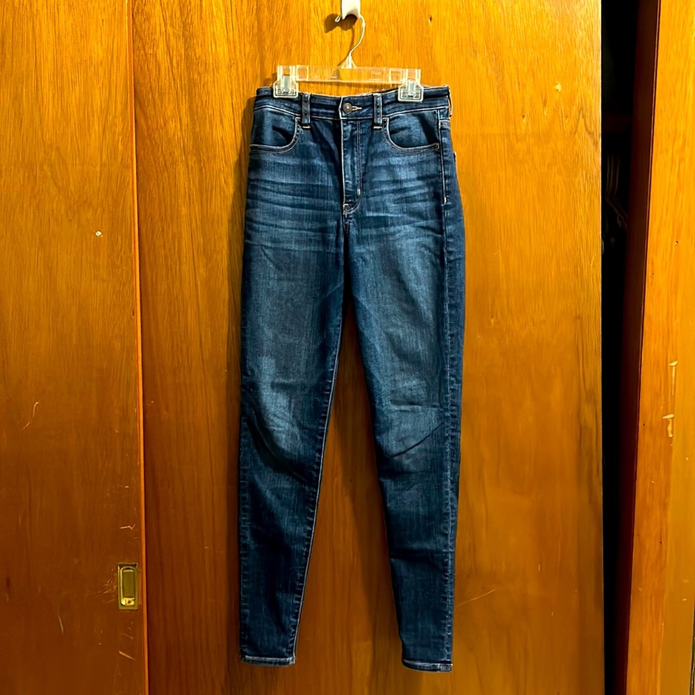 Women’s American Eagle Highest Rise Jegging stretch skinny jeans size 4